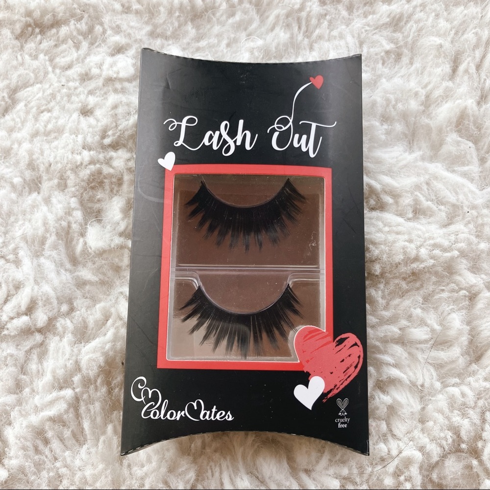 💖NWT Color mates “lash out” lashes